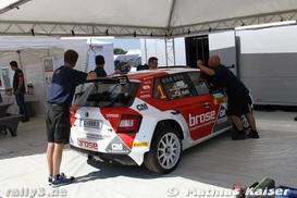 Service - Bild Nr. 029