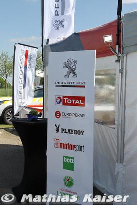 Service - Bild Nr. 033
