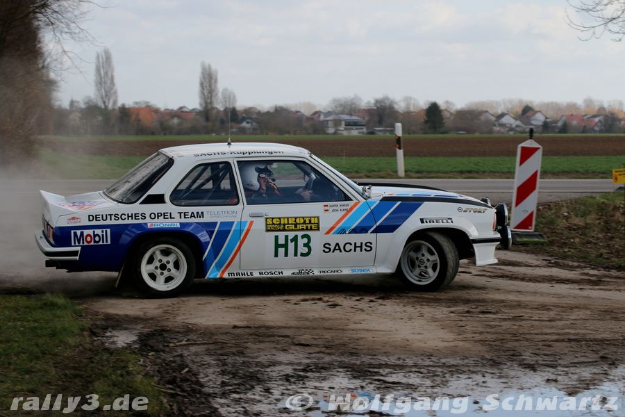 Rallye Bilder der WP 2 Vorwagen