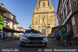 Podium - Bild Nr. 0010