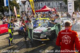Podium - Bild Nr. 0196