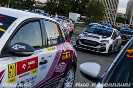Service & Regrouping - Bild Nr. 1079