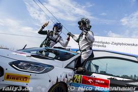 Ziel & Podium - Bild Nr. 3165