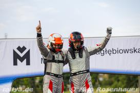 Ziel & Podium - Bild Nr. 3269