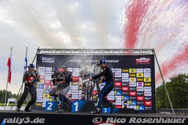 Ziel & Podium - Bild Nr. 3334