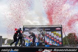 Ziel & Podium - Bild Nr. 3345